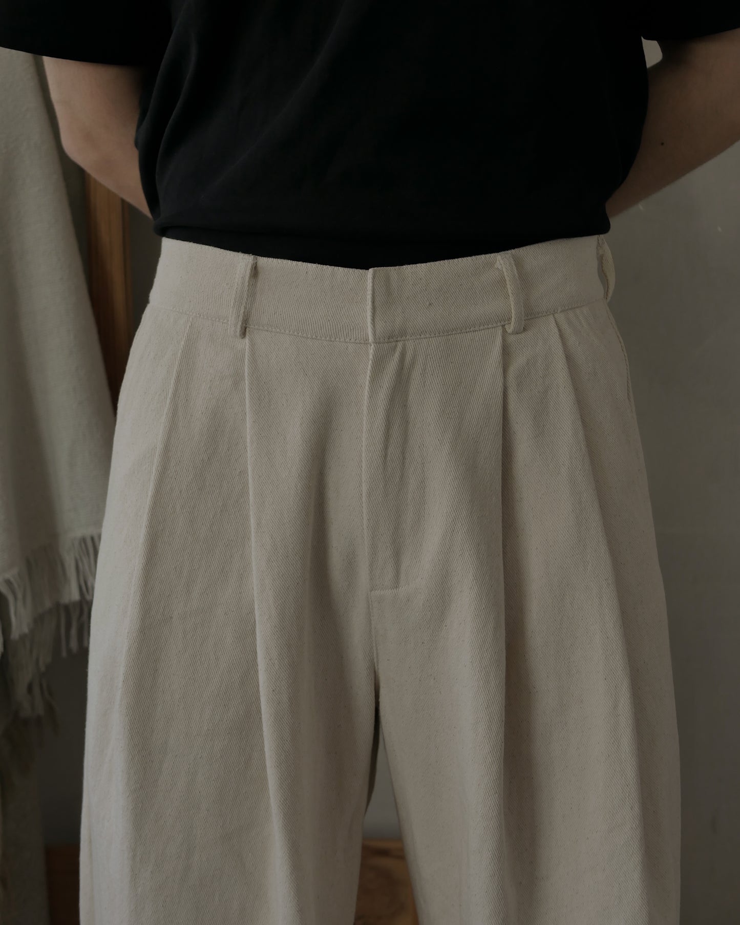 DANIEL DOUBLE PLEATED TROUSERS - CREAM