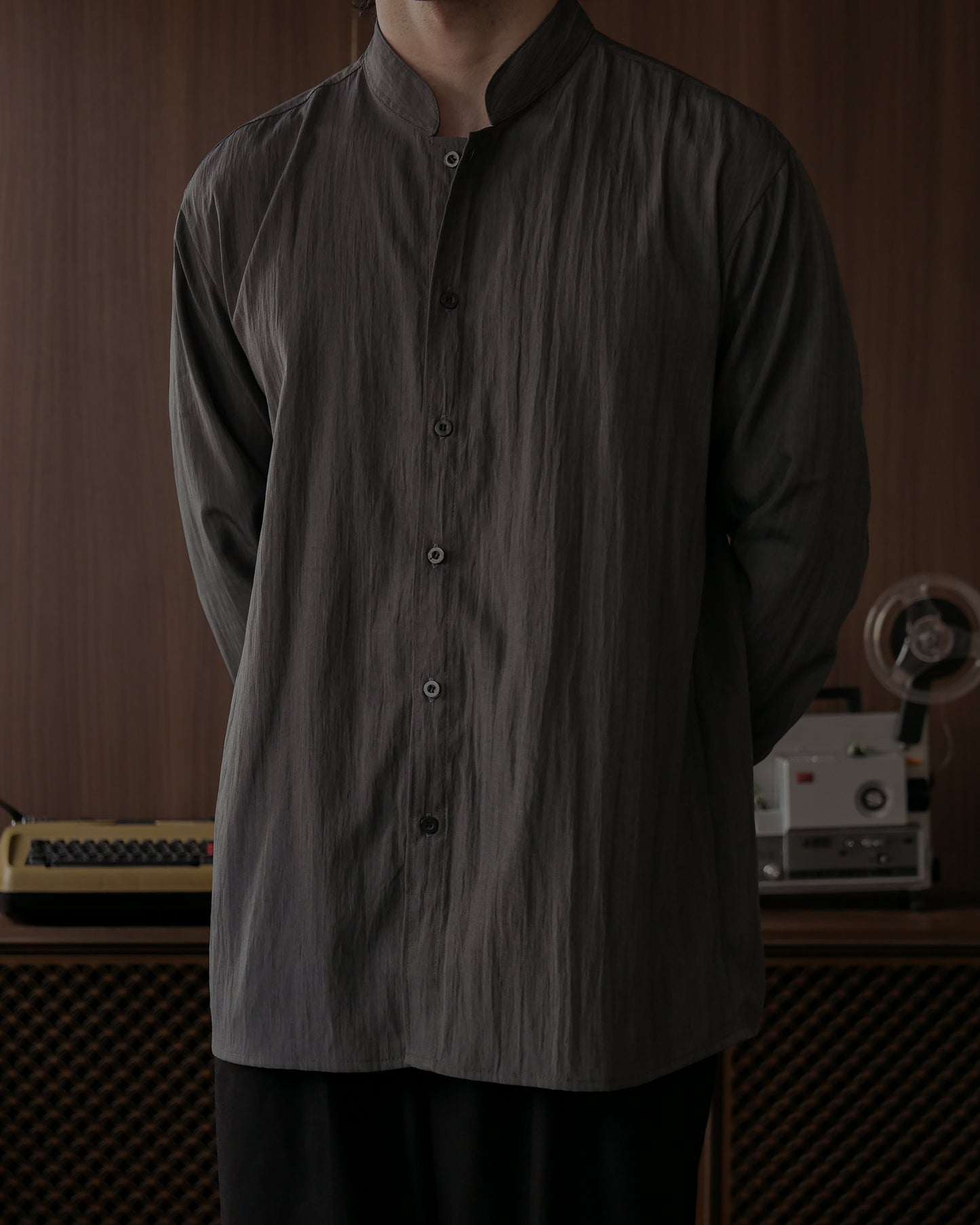 WANG MANDARIN COLLAR SHIRT - CHARCOAL