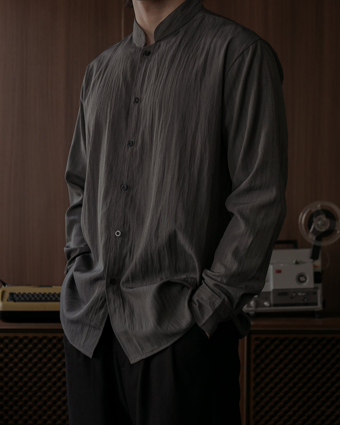 WANG MANDARIN COLLAR SHIRT - CHARCOAL