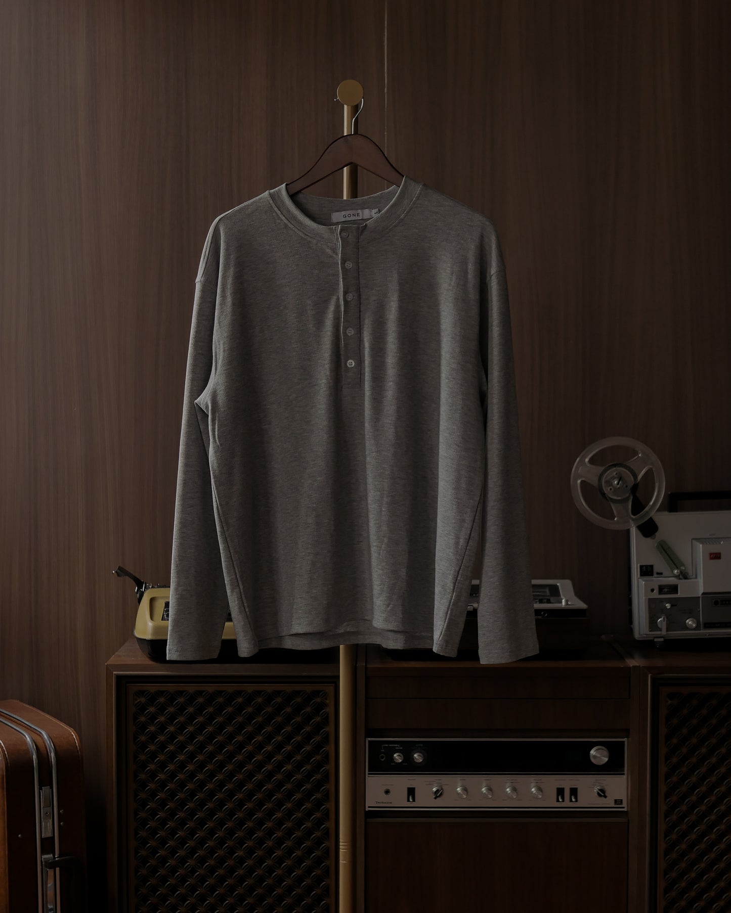 RALPH RIBBED LONG SLEEVES HENLEY - GRAY