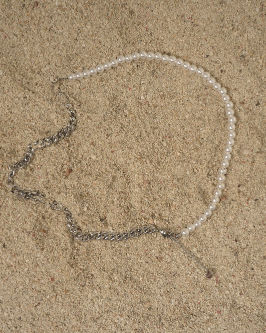 ETERNAL SILVER & PEARL NECKLACE