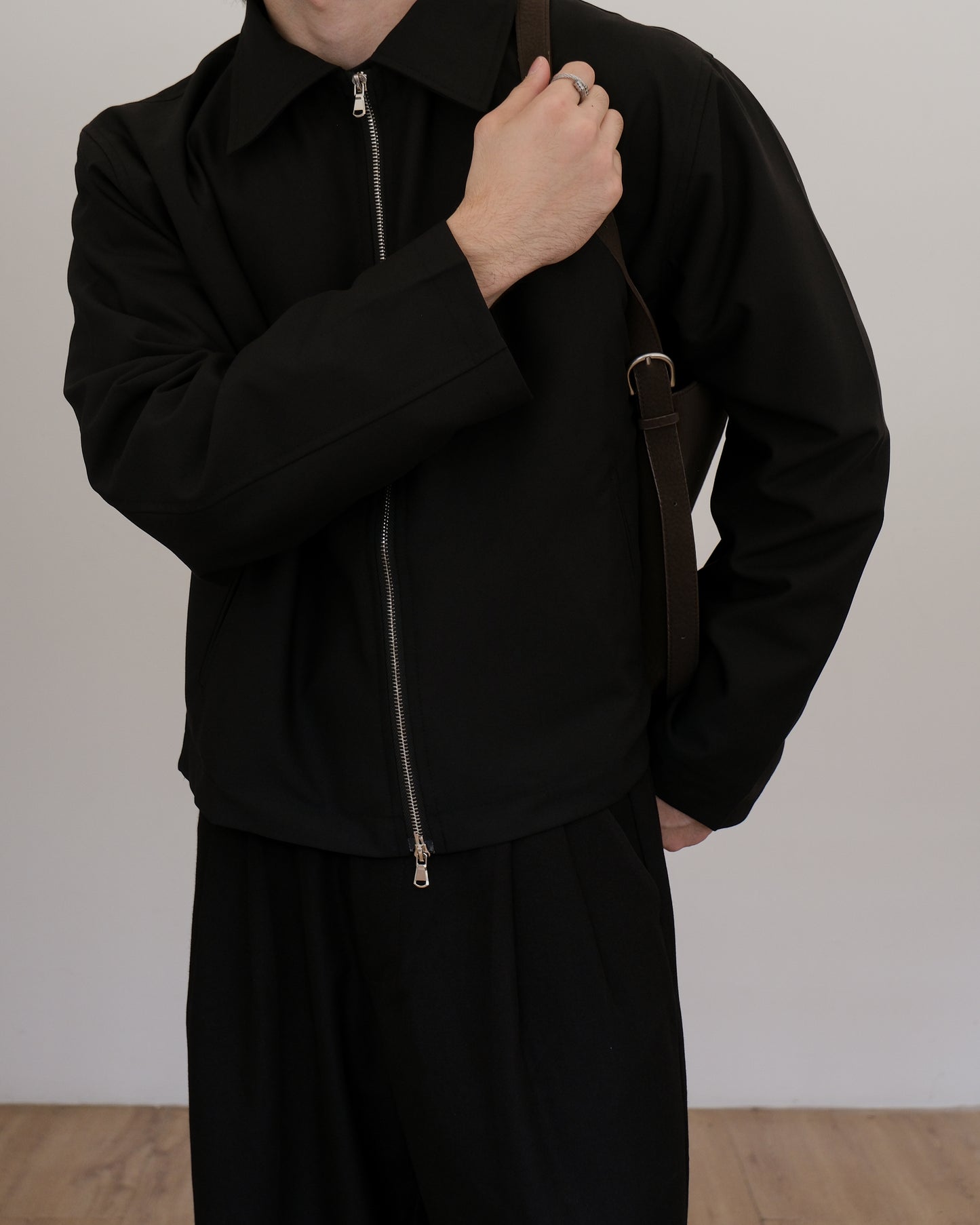 ELORDI MINI JACKET - BLACK