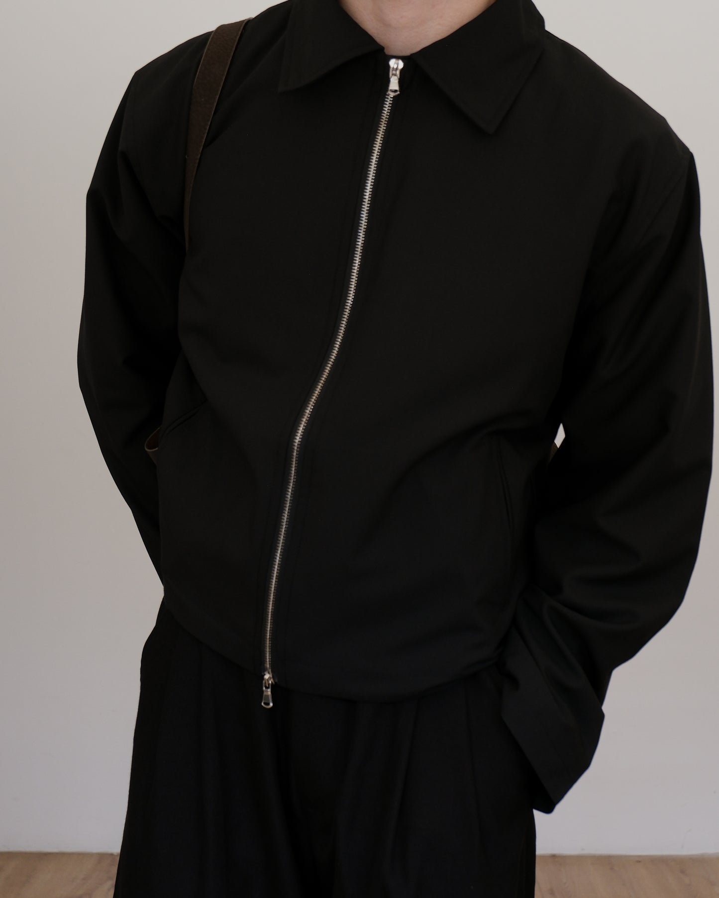 ELORDI MINI JACKET - BLACK