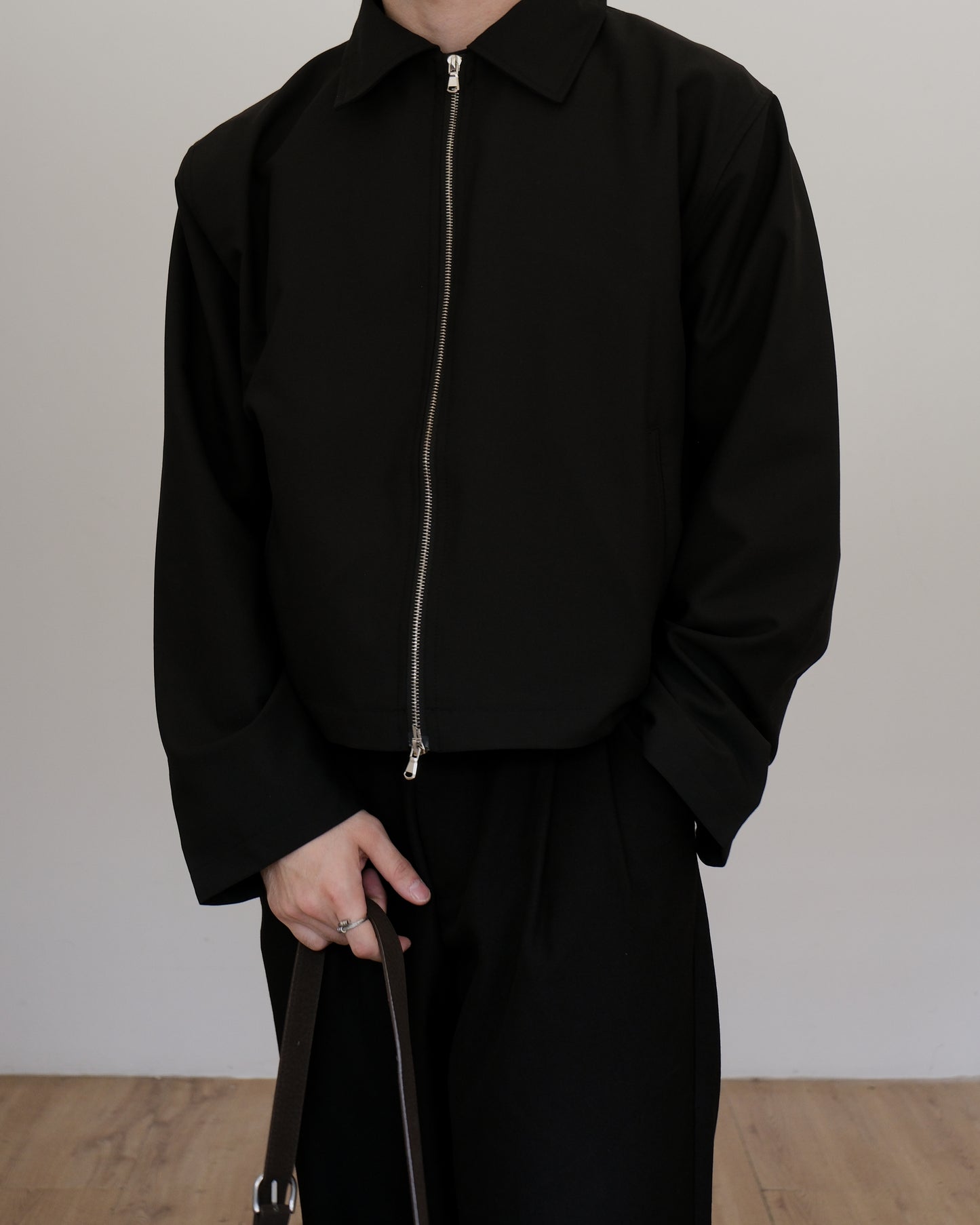 ELORDI MINI JACKET - BLACK