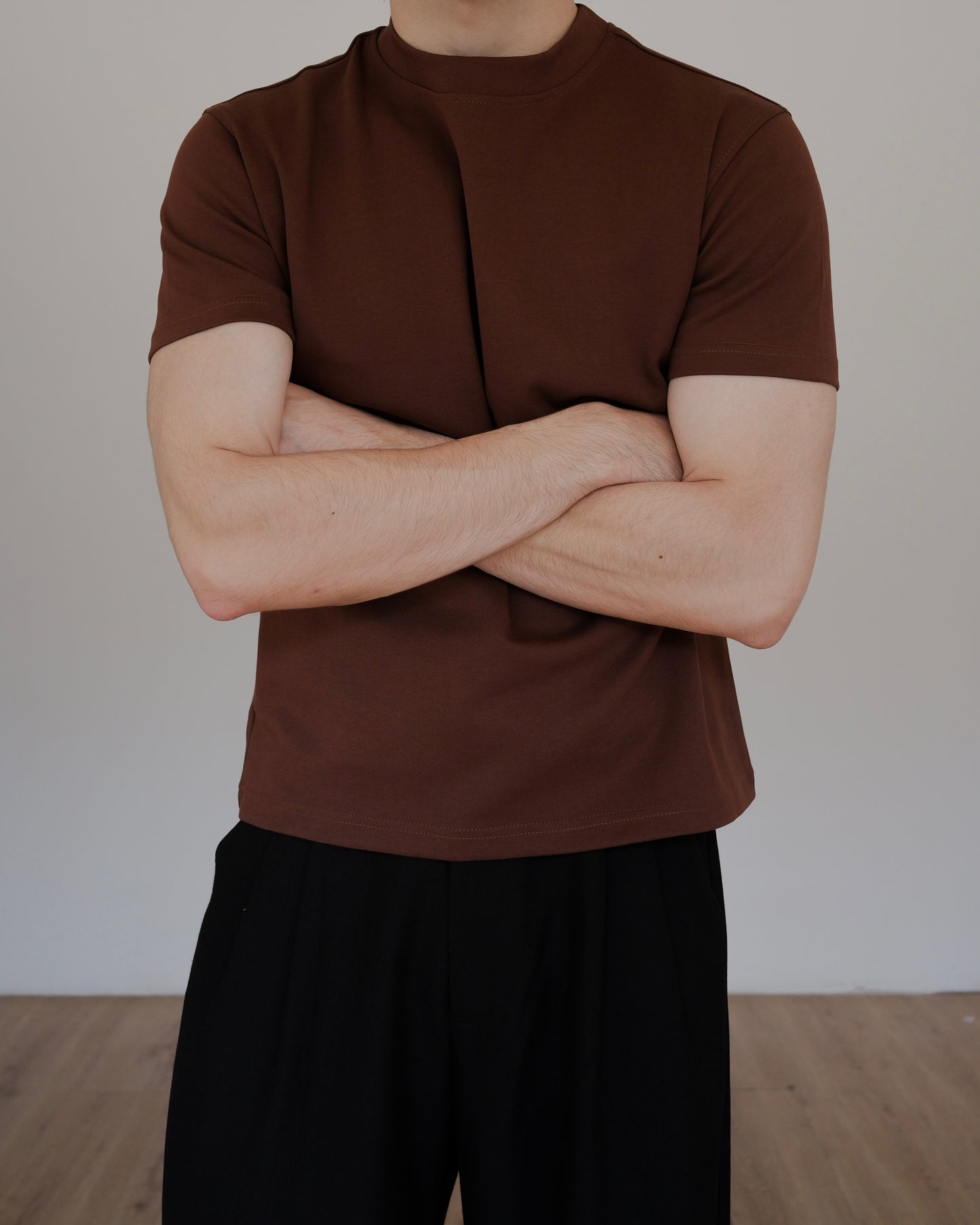 CARMY SLIM FIT T-SHIRT - BROWN