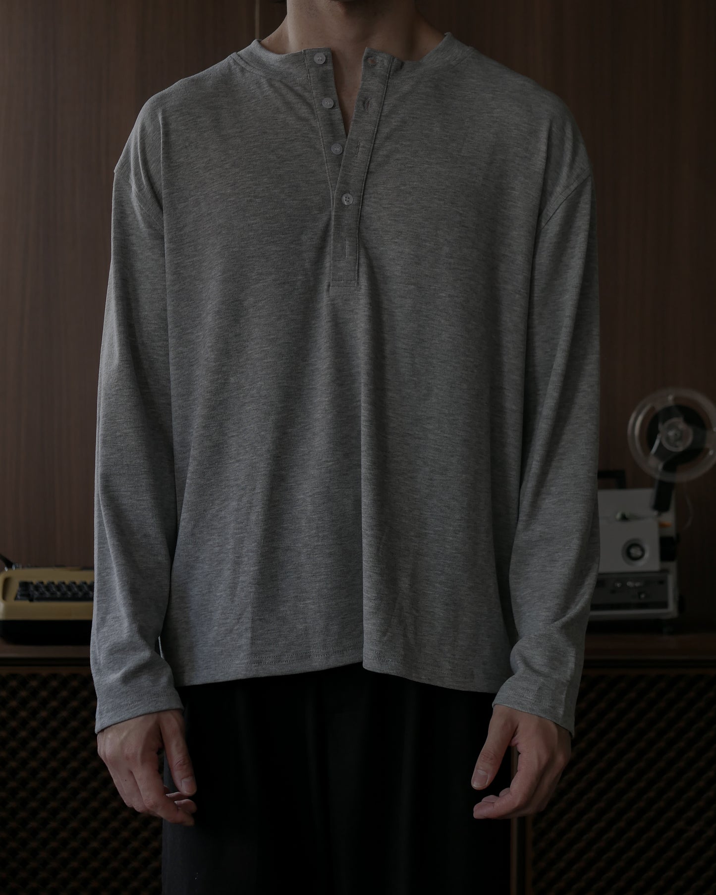 RALPH RIBBED LONG SLEEVES HENLEY - GRAY