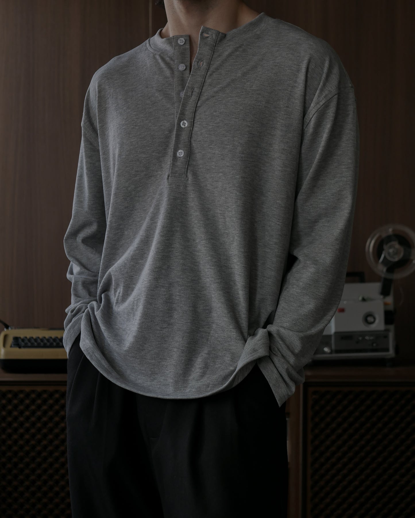 RALPH RIBBED LONG SLEEVES HENLEY - GRAY